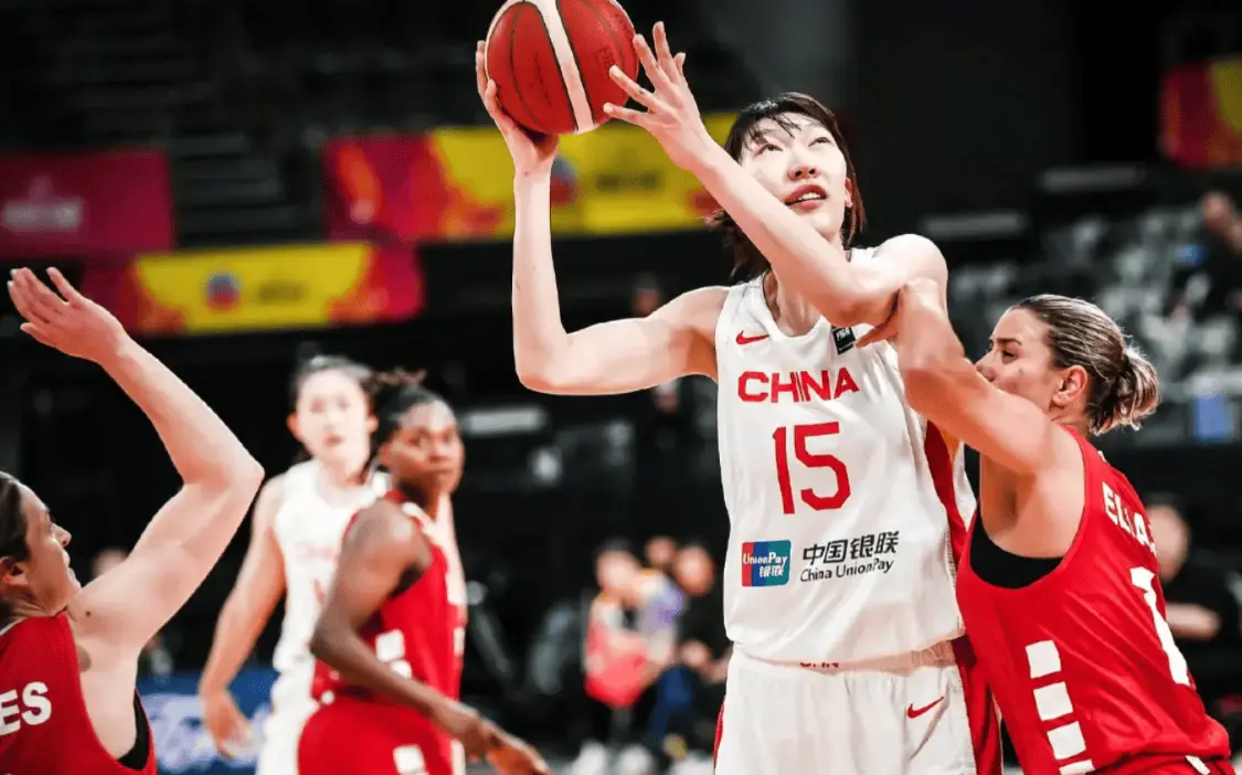 15+9独木难支！打硬仗只剩韩旭，巅峰没回WNBA却在国内躺平太可惜