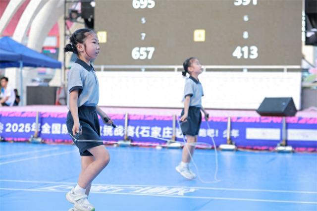 全国跳绳段位赛石家庄站燃情开赛16支代表队300余名选手参与角逐