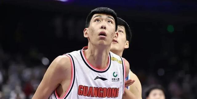 广东男篮续约接近尾声朱总与杜锋教练在新赛季布局上玩起了心跳