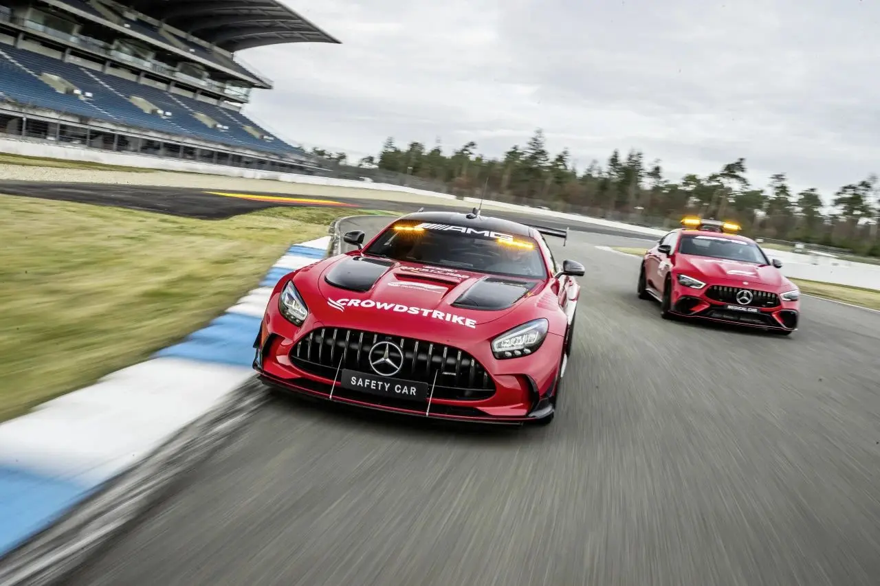 《F1：狂飙飞车》是如何同时满足车迷与普通观众的？