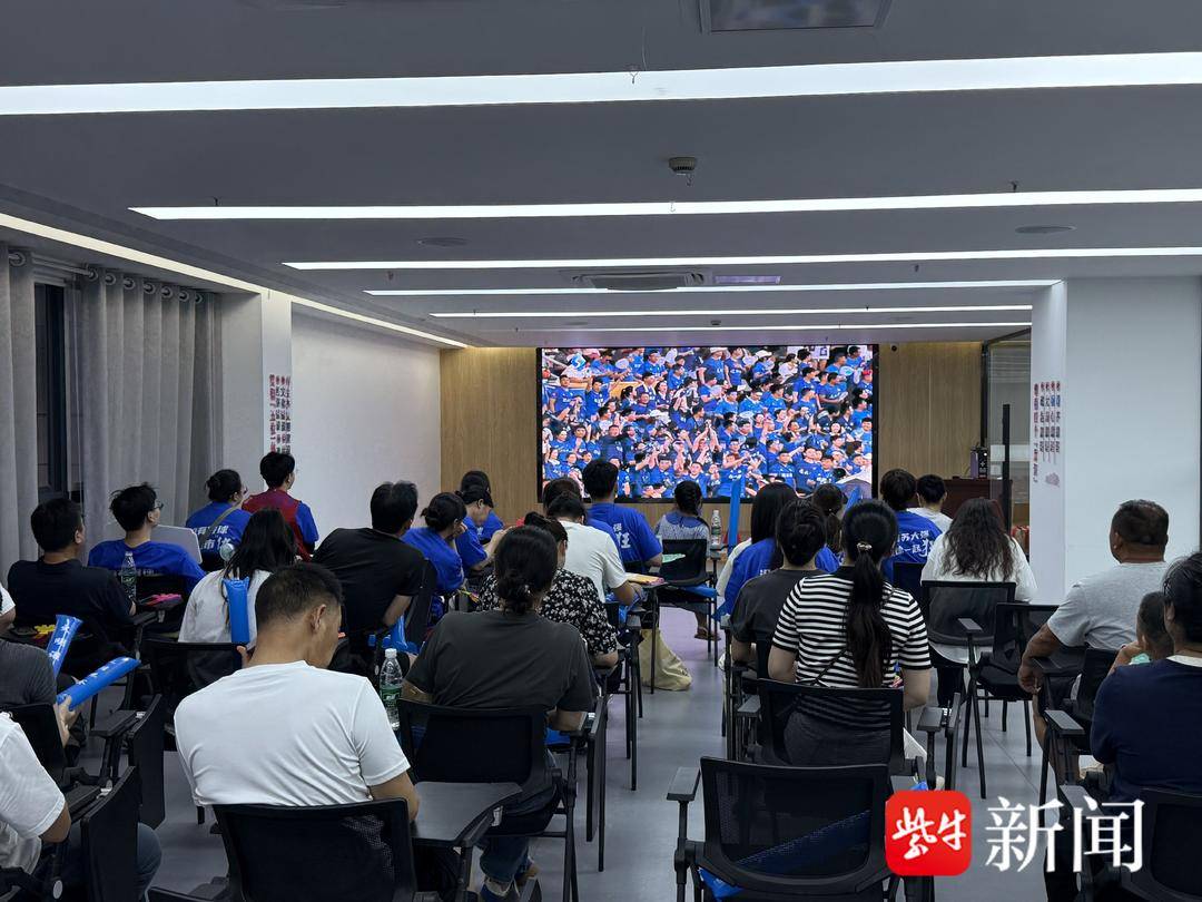 连云港灌云：文明实践阵地变身“球迷之家”，文明观赛点亮激情夏夜