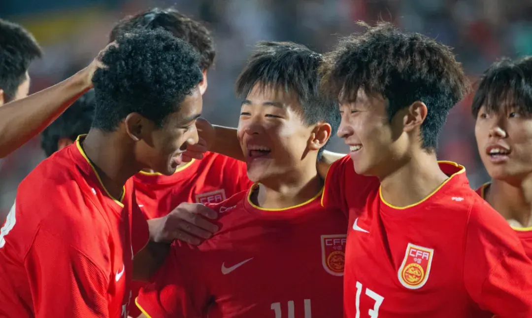 CCTV5直播！19点35分，中国男足1-0韩国队=争冠，董路霸气发声
