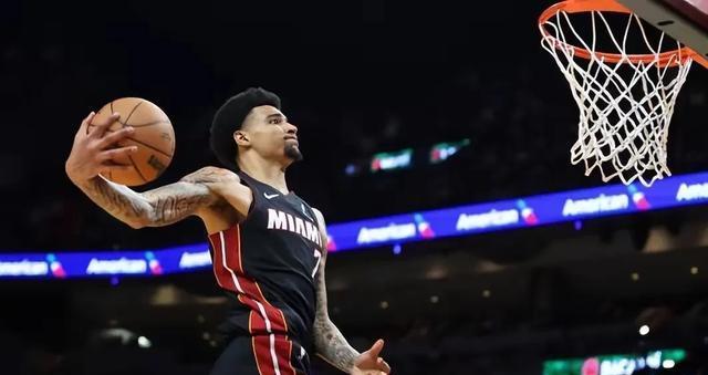 NBA夏联赛：湖人103-83轻取热火尝首胜！布朗尼10+2&斯威德20+3