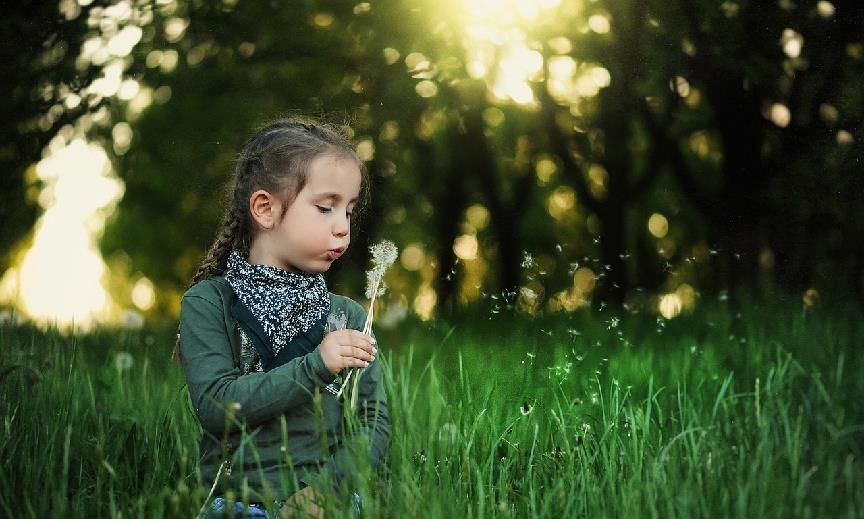 心理学：若孩子喜欢这个颜色，内心可能缺乏“安全感”，要多注意