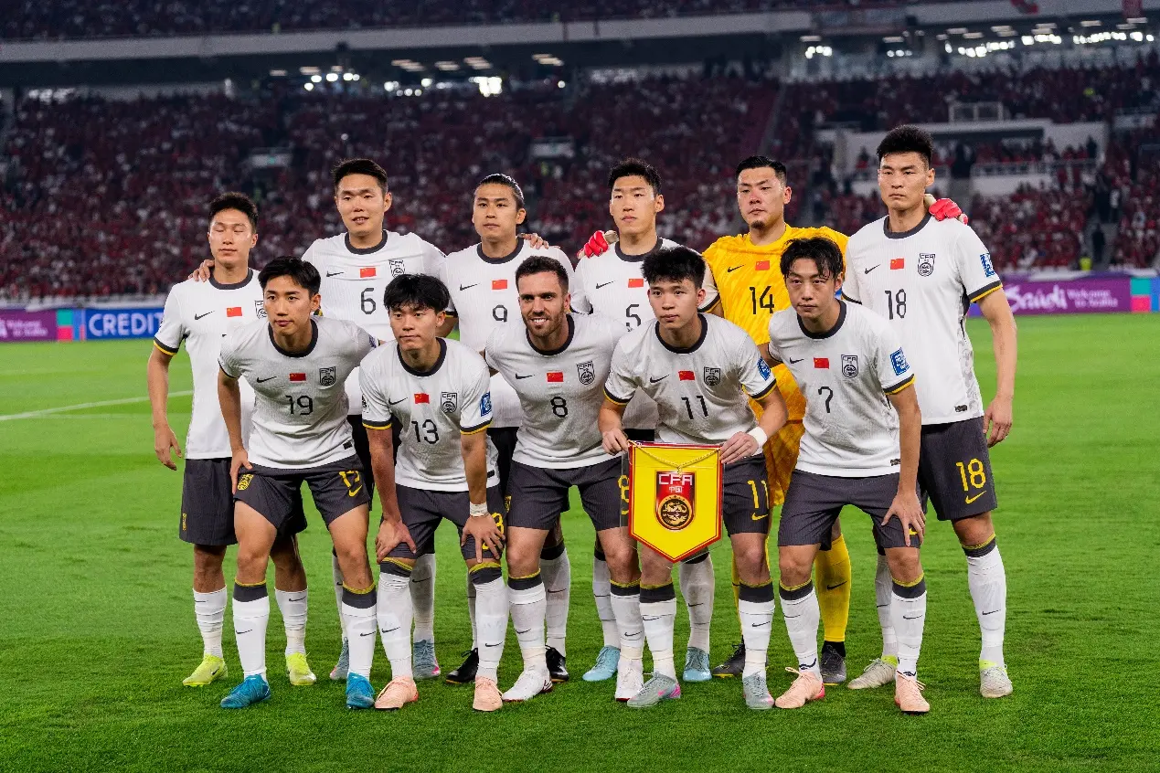 从0-7到0-3，中国男足真是世界不解之谜，未来看苏超