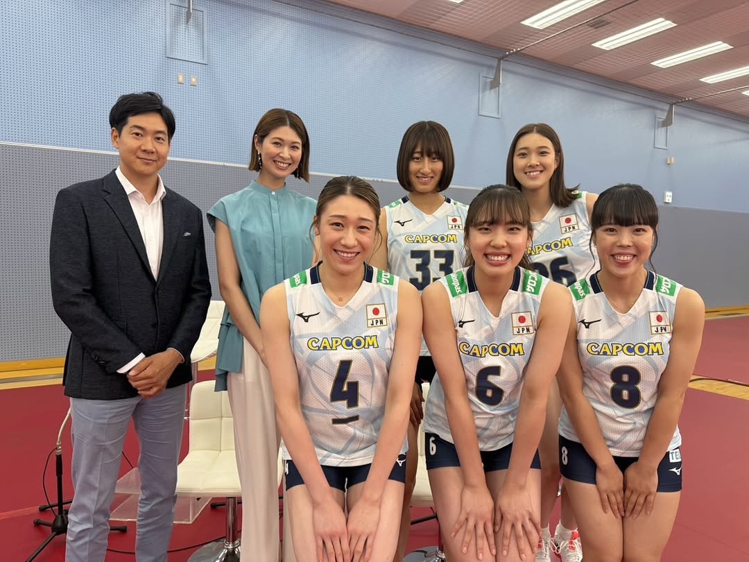 38岁排坛女神木村纱织 生二胎身材保持真好 出席活动 笑容灿烂