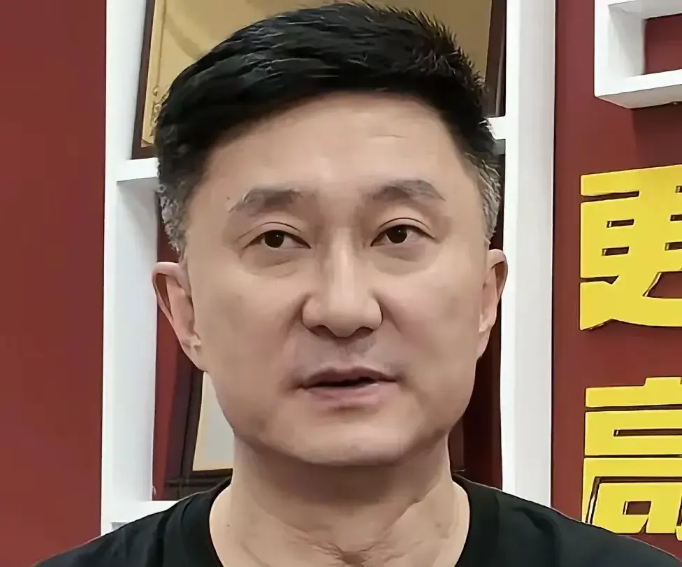 2将离队！杜锋盛赞7将特训，张明池获重点培养，3国手成建队基石