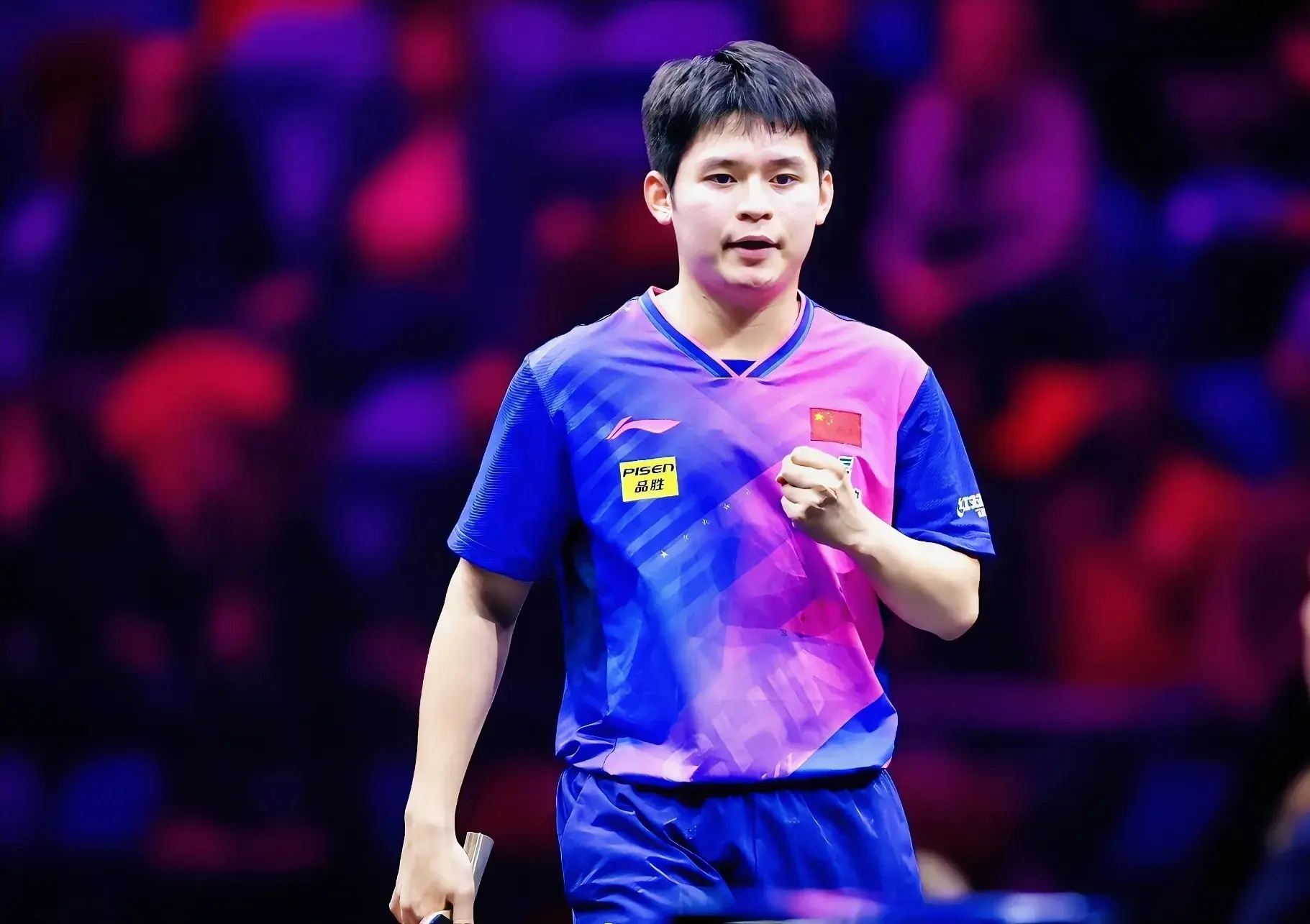 美国大满贯：林诗栋迎开门红，3-2险胜法国新秀，国乒男队难求3-0