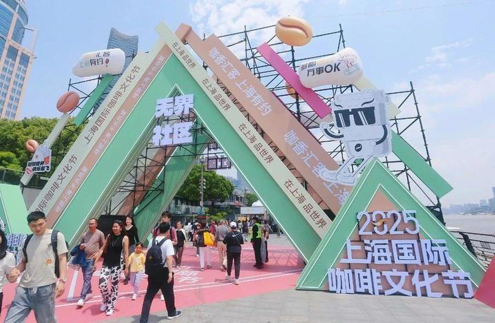 首发“巨轮”，何以如此火热？