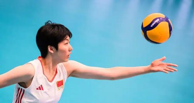 U19中国女排3-0比利时，关键换人完成超级逆转，锁定积分榜第二