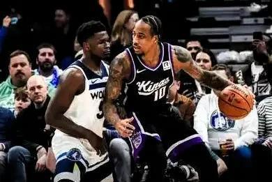 NBA国王交易德罗赞无人问津：后者还剩2年合同&年薪达2520万美元