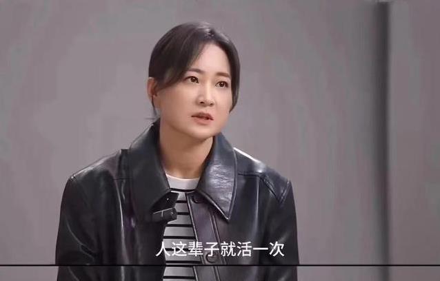 贾玲暴瘦逆袭，43岁与奥运冠军对打网球，状态好到炸！
