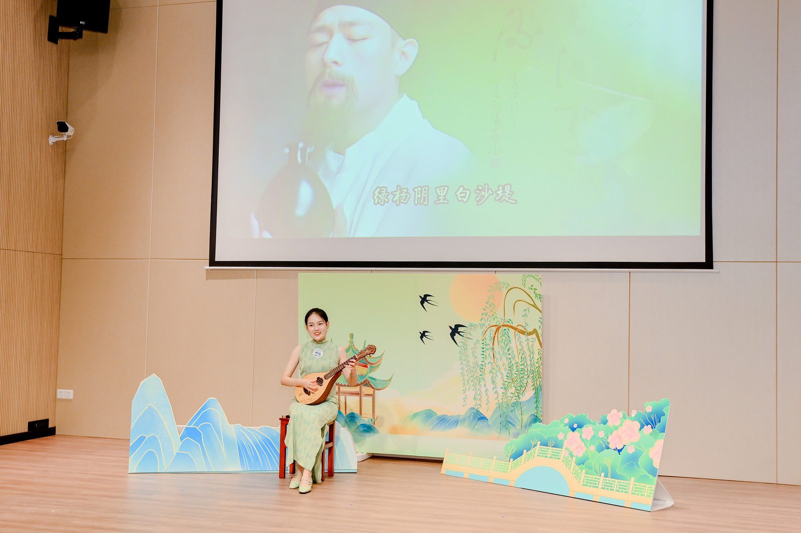 ѡ���ֳ�չʾ��