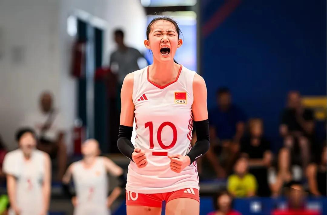 女排u19世锦赛：江苏小将陈晓辉9连发，比利时女排惨遭中国队逆转