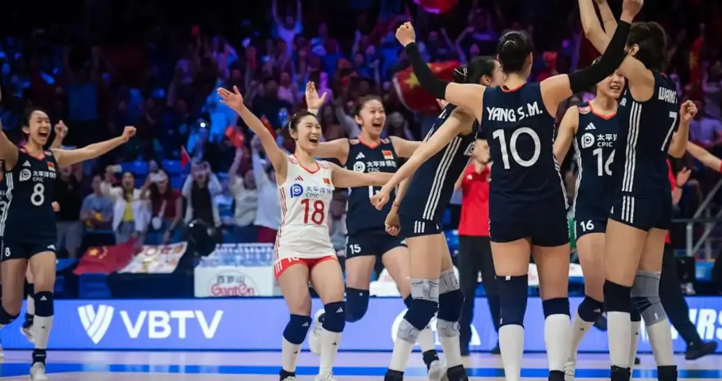 中国女排双喜临门！1米91新星世锦赛一战成名，王奥芊持续蜕变