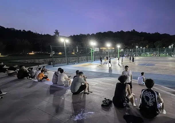 本周日进入一年中最热的三伏天 “夏练三伏”这样练会越练越伤