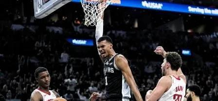 NBA马刺中锋文班亚马宣布：右肩静脉血栓彻底康复&新赛季满血归来