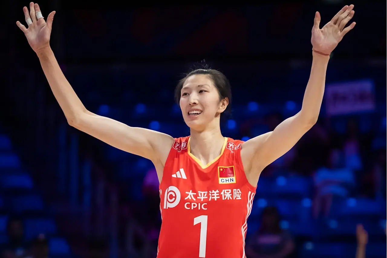 女排12场获9.8万美元奖金！总决赛冲击百万美元，夺冠需连过3关