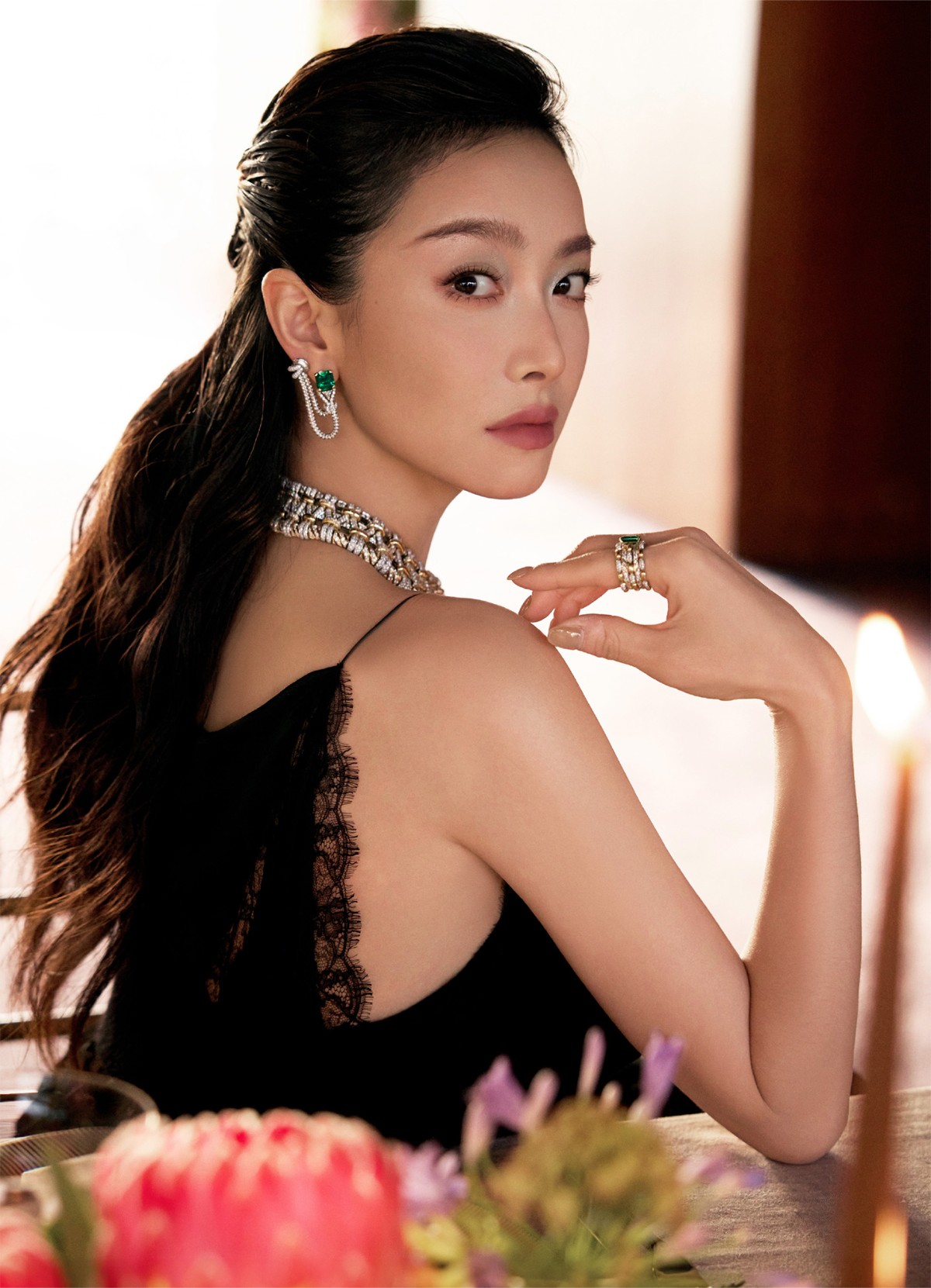 宋茜暗黑风造型好飒