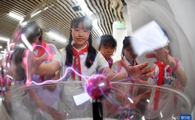 �����������»������Ƽ����赸�౬����������ڸ�ɶ��