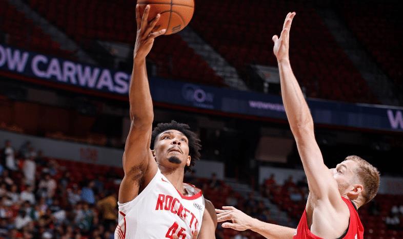 一年比一年打得差！前火箭锋线想要重返NBA几乎是不现实的事情？
