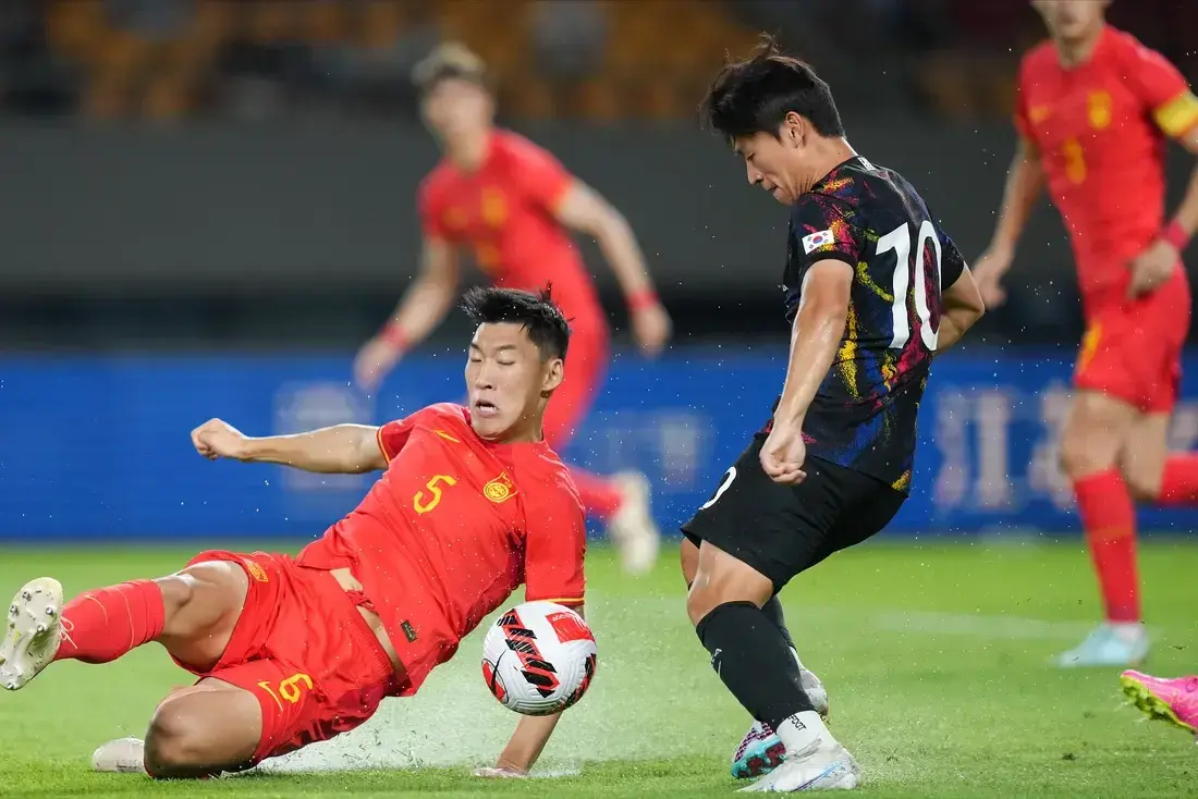 挽回颜面！国足1-0香港拿到首胜，久帅命运敲定