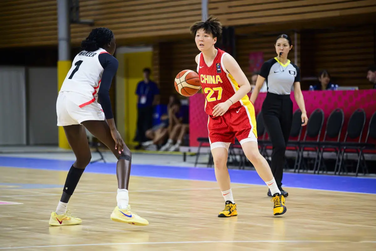 狂输63分！女篮被虐惨了，有张子宇或许不一样 小将14+7成唯一亮点