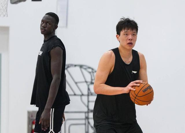 即战力有限，10顺位马卢阿奇全场9中3，对比杨瀚森两方面急需提升