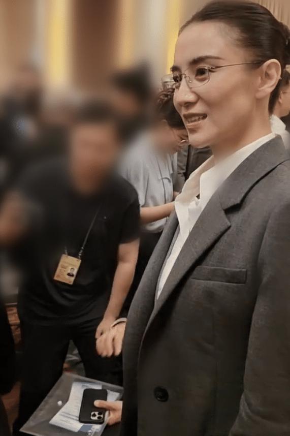 央视镜头下，各位大明星颜值太能抗打，章子怡最惊艳，陈道明最意外