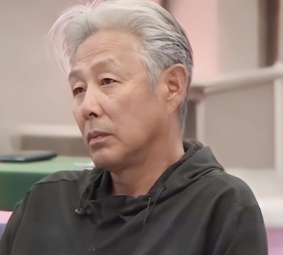 央视镜头下，各位大明星颜值太能抗打，章子怡最惊艳，陈道明最意外
