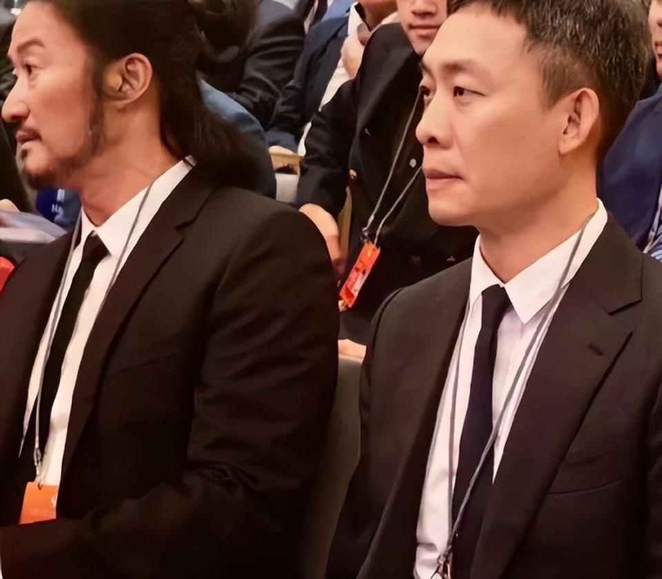 央视镜头下，各位大明星颜值太能抗打，章子怡最惊艳，陈道明最意外