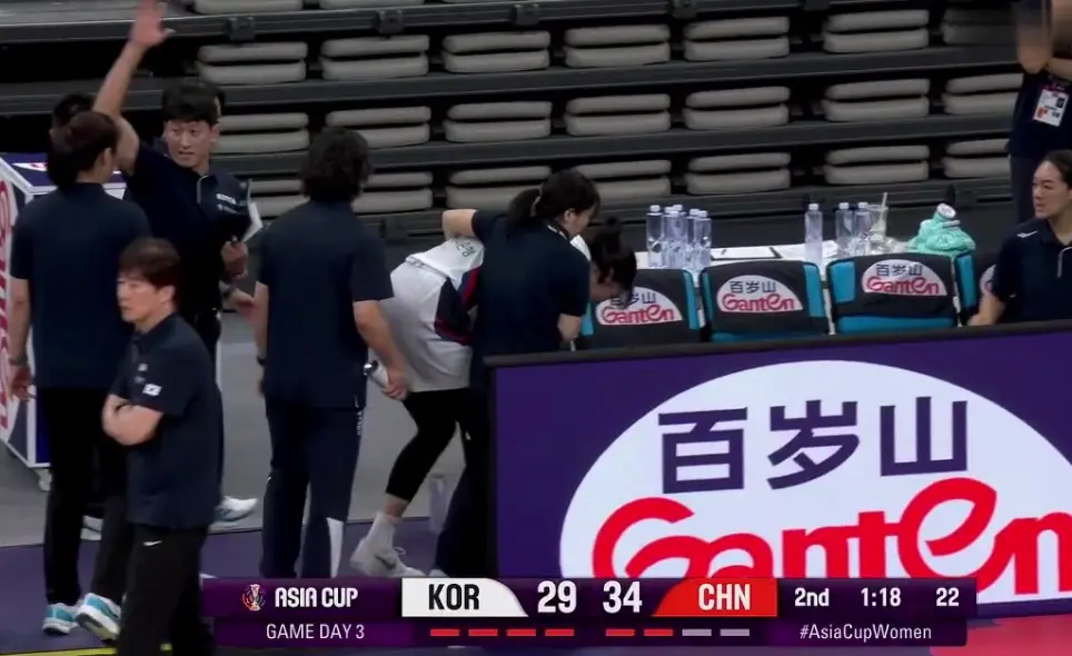 张子宇有多无解？韩国女篮恶意拉拽张子宇，结果自己肩膀脱臼了
