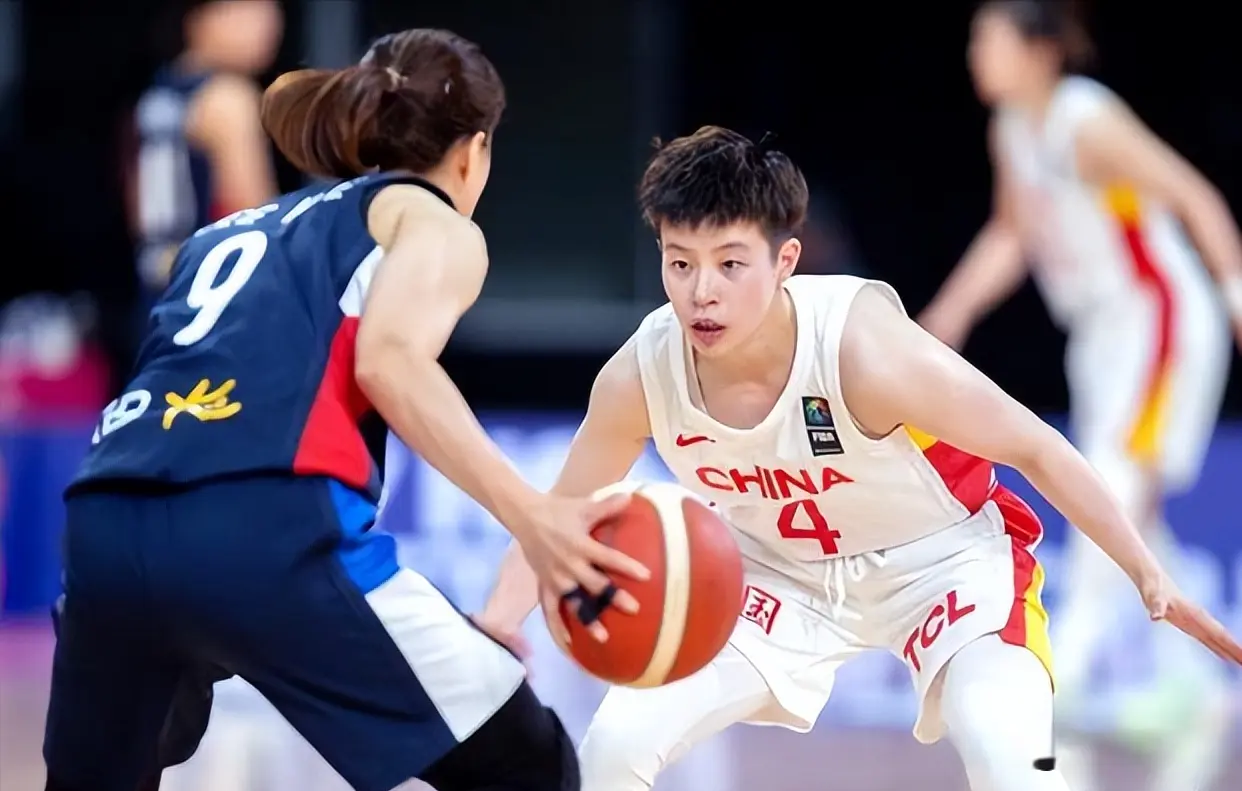 两连胜！中国女篮91-69韩国，不是张子宇，女篮赢球最大功臣是她