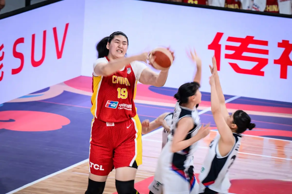 中国女篮轻取韩国！赛后数据一清二楚，不是韩旭，最大功臣是她！