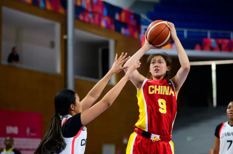 女篮22分大胜后迎坏消息！中国二队63分惨败：张子宇都救不了他们