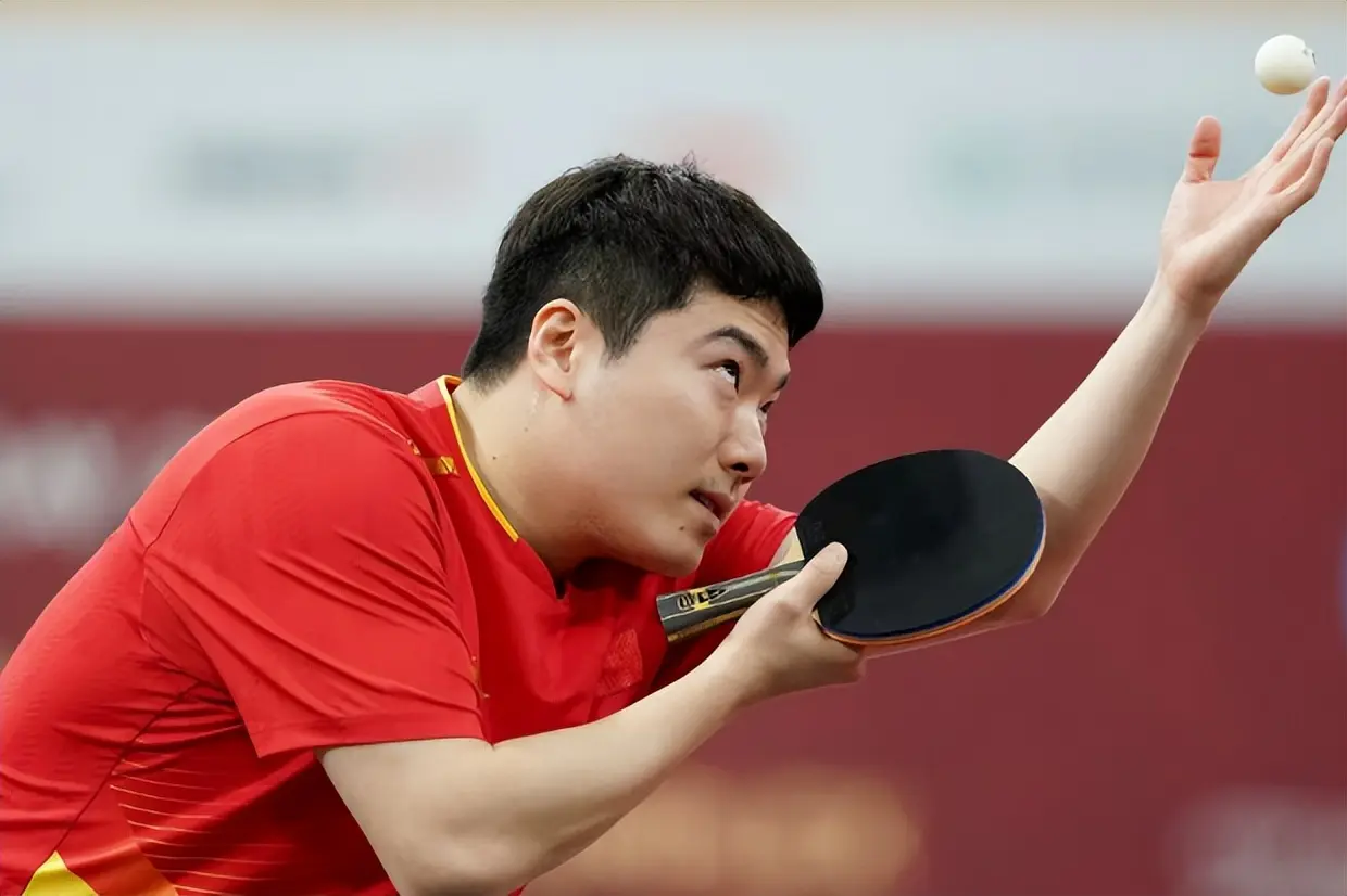 世乒赛后最新排名曝光：王楚钦夺冠仅排第2，梁靖崑第5，第1凭啥