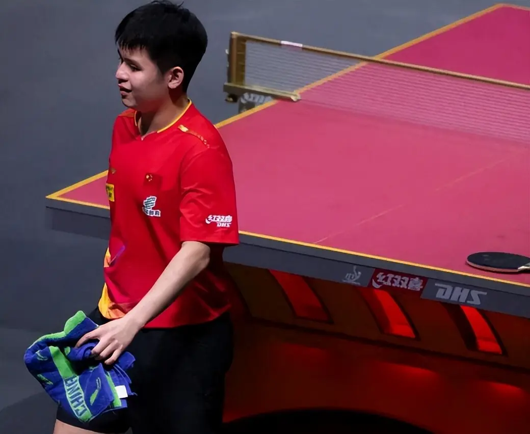 世乒赛后最新排名曝光：王楚钦夺冠仅排第2，梁靖崑第5，第1凭啥