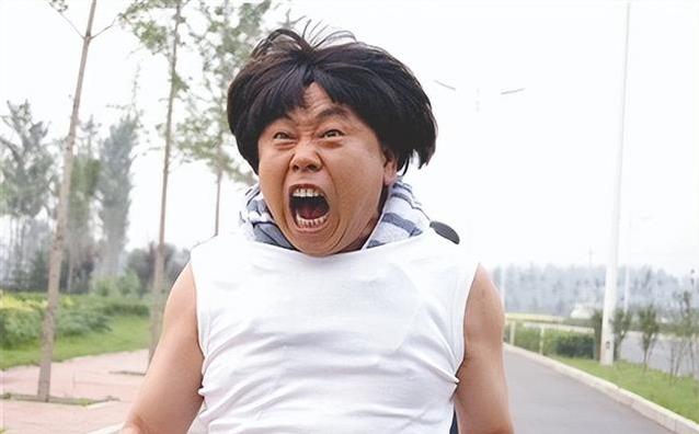 潘阳嫁富豪生子后，住娘家不离父母，背后真相太暖心？