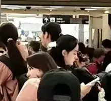 中国女排今日从美国出发去波兰参加总决赛！
