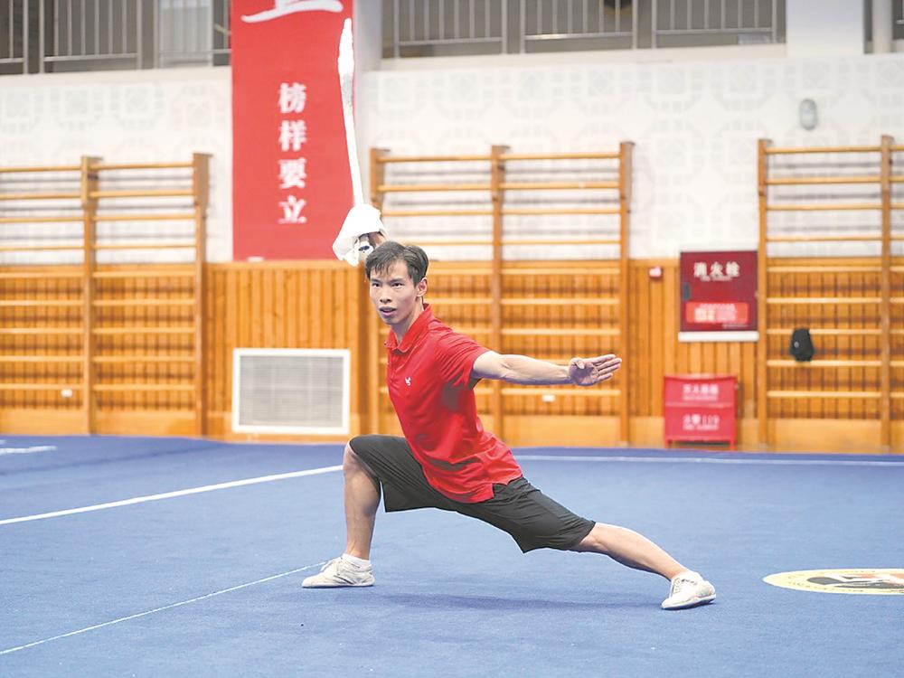 川籍师徒：全力冲冠