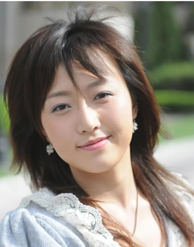 潘阳嫁富豪生子后，住娘家不离父母，背后真相太暖心？