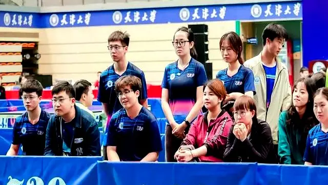 揭秘！冠军朱雨玲，在天津大学是这样教课的→