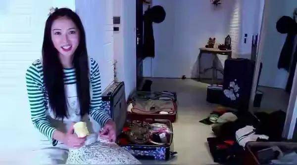 林志玲在日本的家遭到曝光，根本没住豪宅，两人收入差距巨大