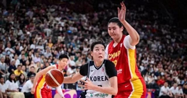 19点30分，中国女篮VS新西兰，33厘米的差距，难阻中国女篮3连胜
