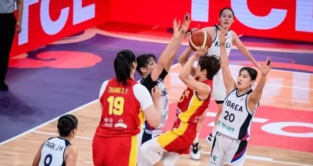 19点30分，中国女篮VS新西兰，33厘米的差距，难阻中国女篮3连胜