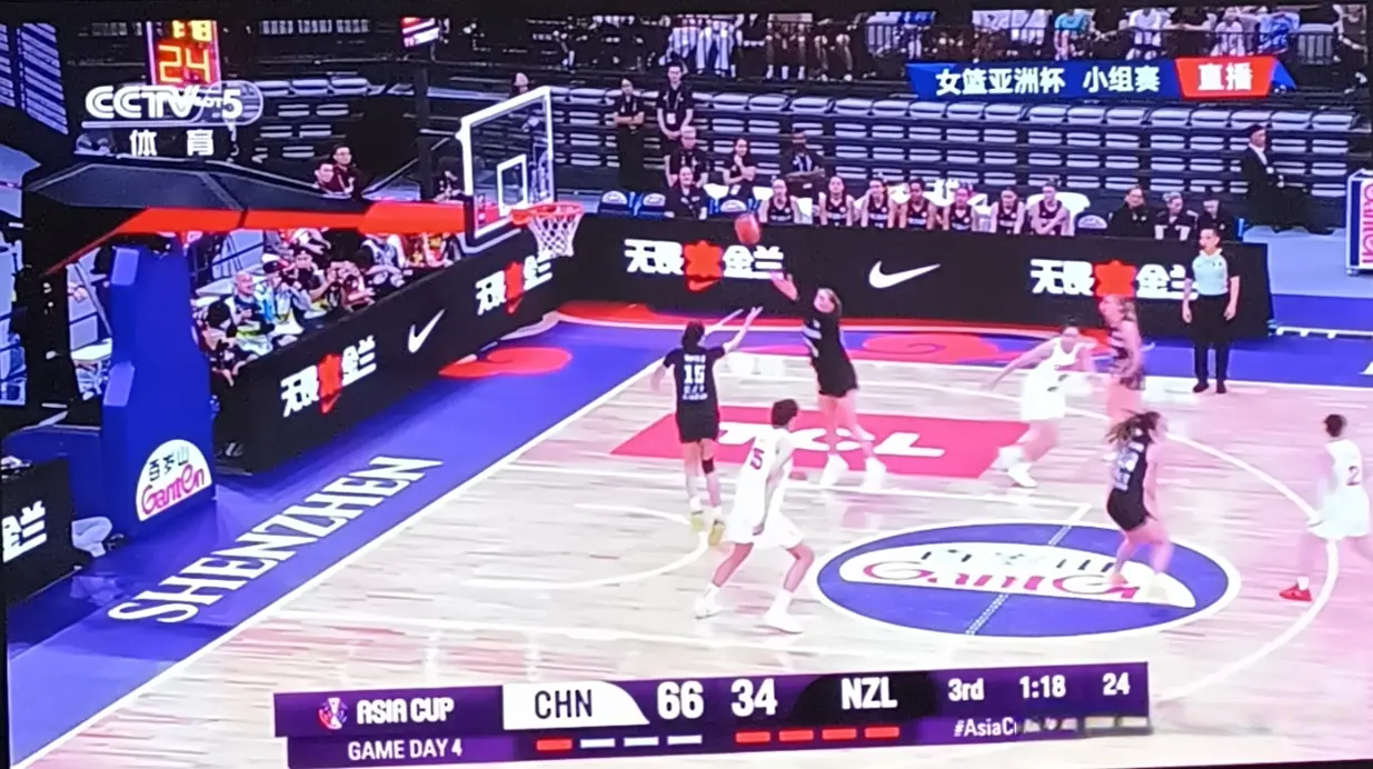 女篮亚洲杯中国队85：51大胜新西兰队挺进四强！