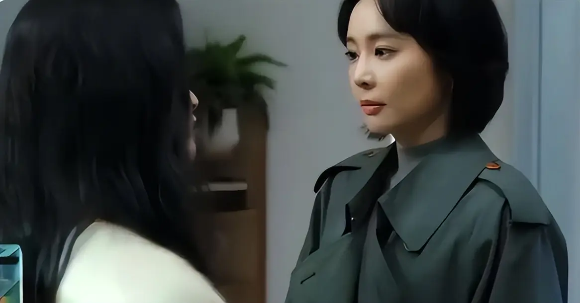 家境优渥却勇闯演艺圈跑龙套，凭《狂飙》大爆，今担当女主剧来袭