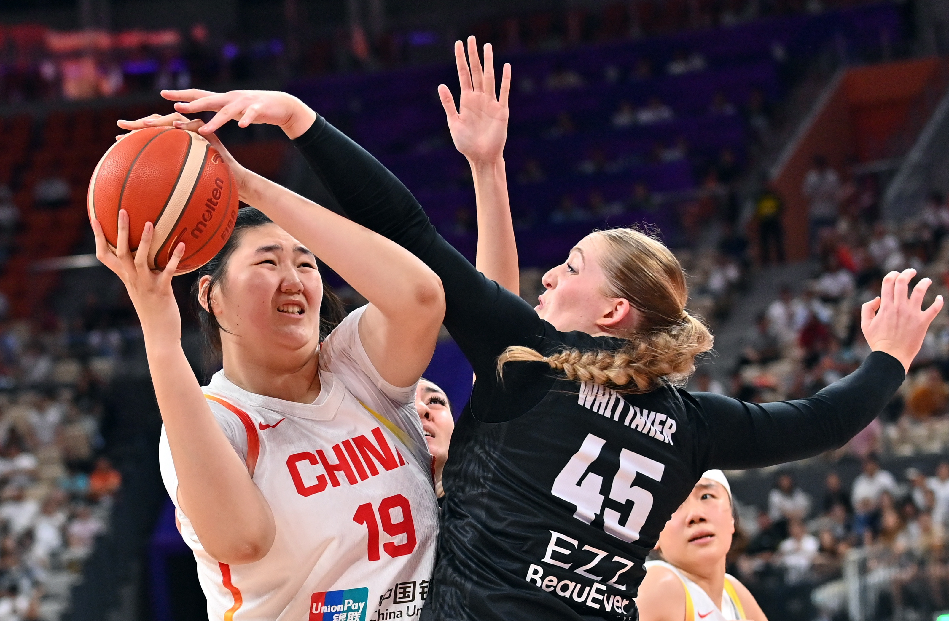 小组赛三战全胜！中国女篮晋级2025女篮亚洲杯半决赛