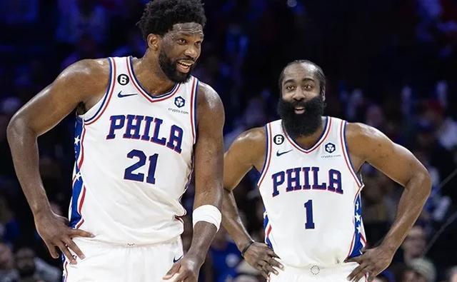7月17日一大早，NBA又诞生2笔签约，恩比德谈到哈登和最新伤情