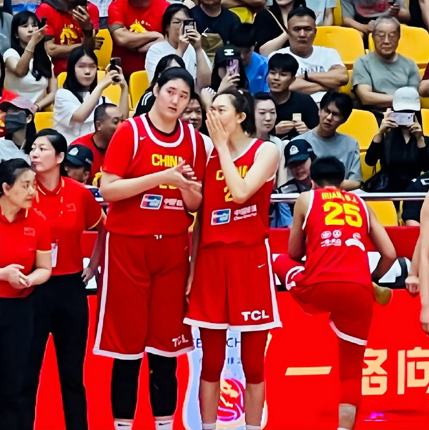 中国女篮真核爆发！独砍10分8篮板，正负值全队第一，可惜却输了